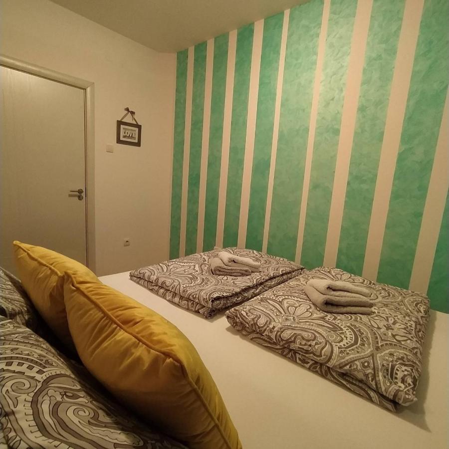 Daniris Apartman Нови Сад Екстериор снимка