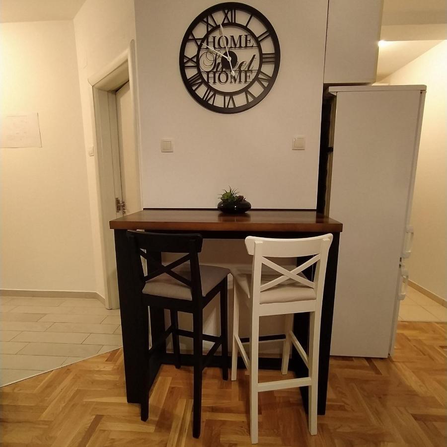 Daniris Apartman Нови Сад Екстериор снимка