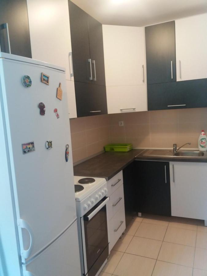 Daniris Apartman Нови Сад Екстериор снимка